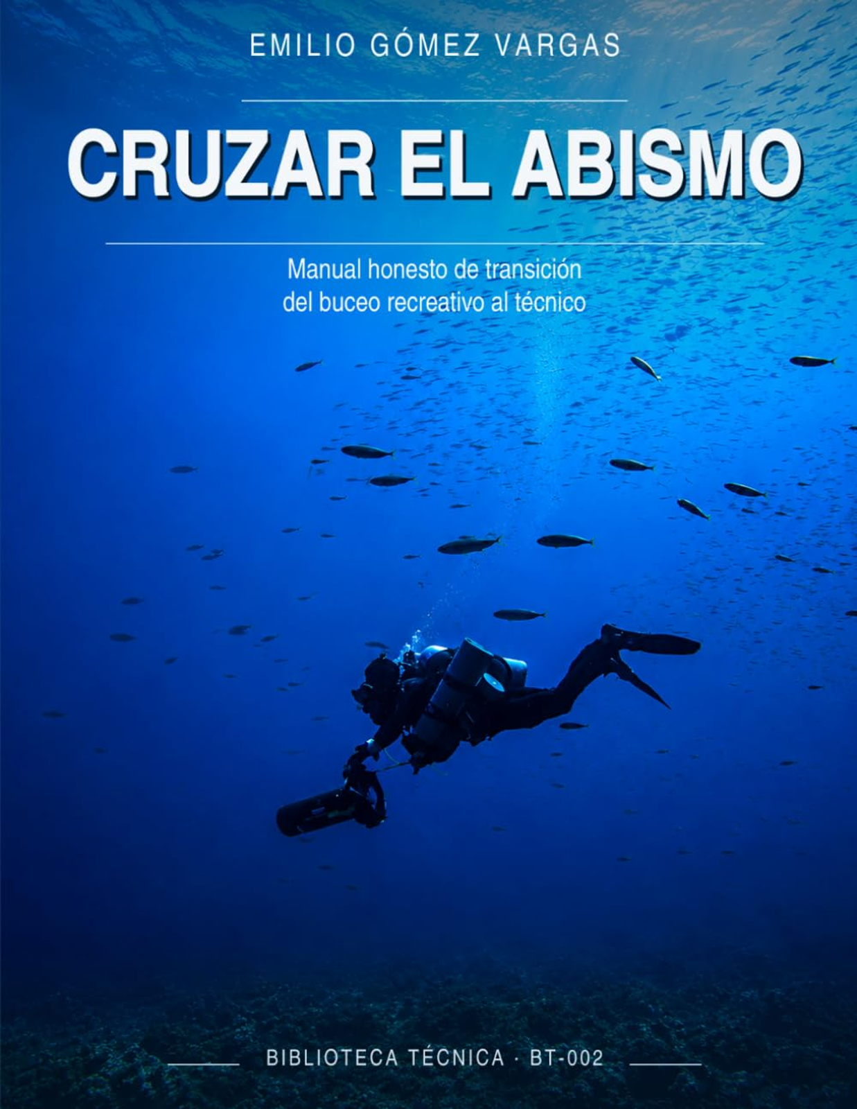 Portada de Cruzar el abismo, libro de Emilio Gómez Vargas sobre transición al buceo técnico