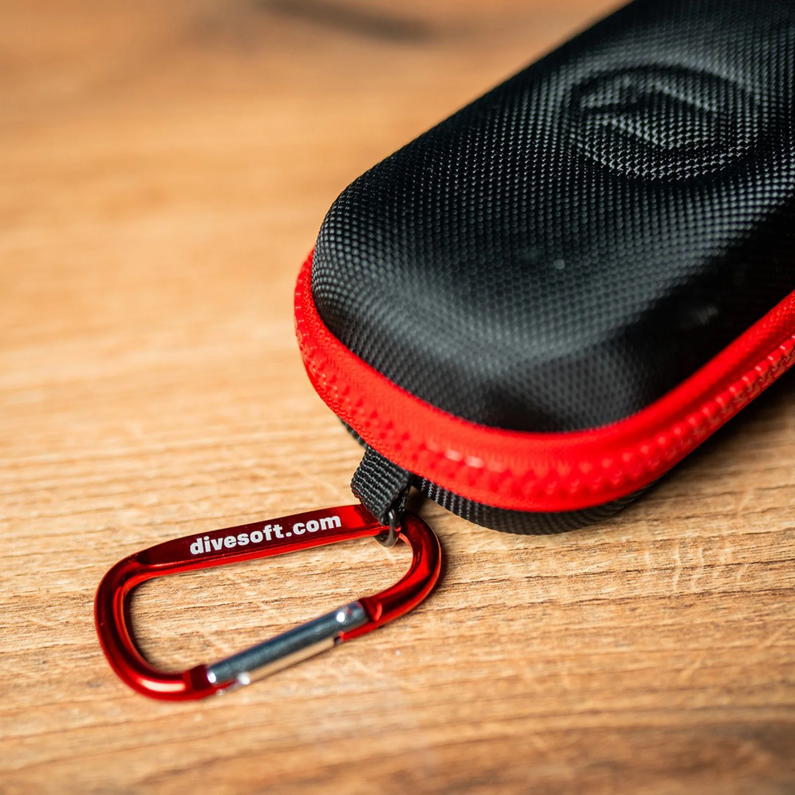 Semi-hard zipper case 75×150