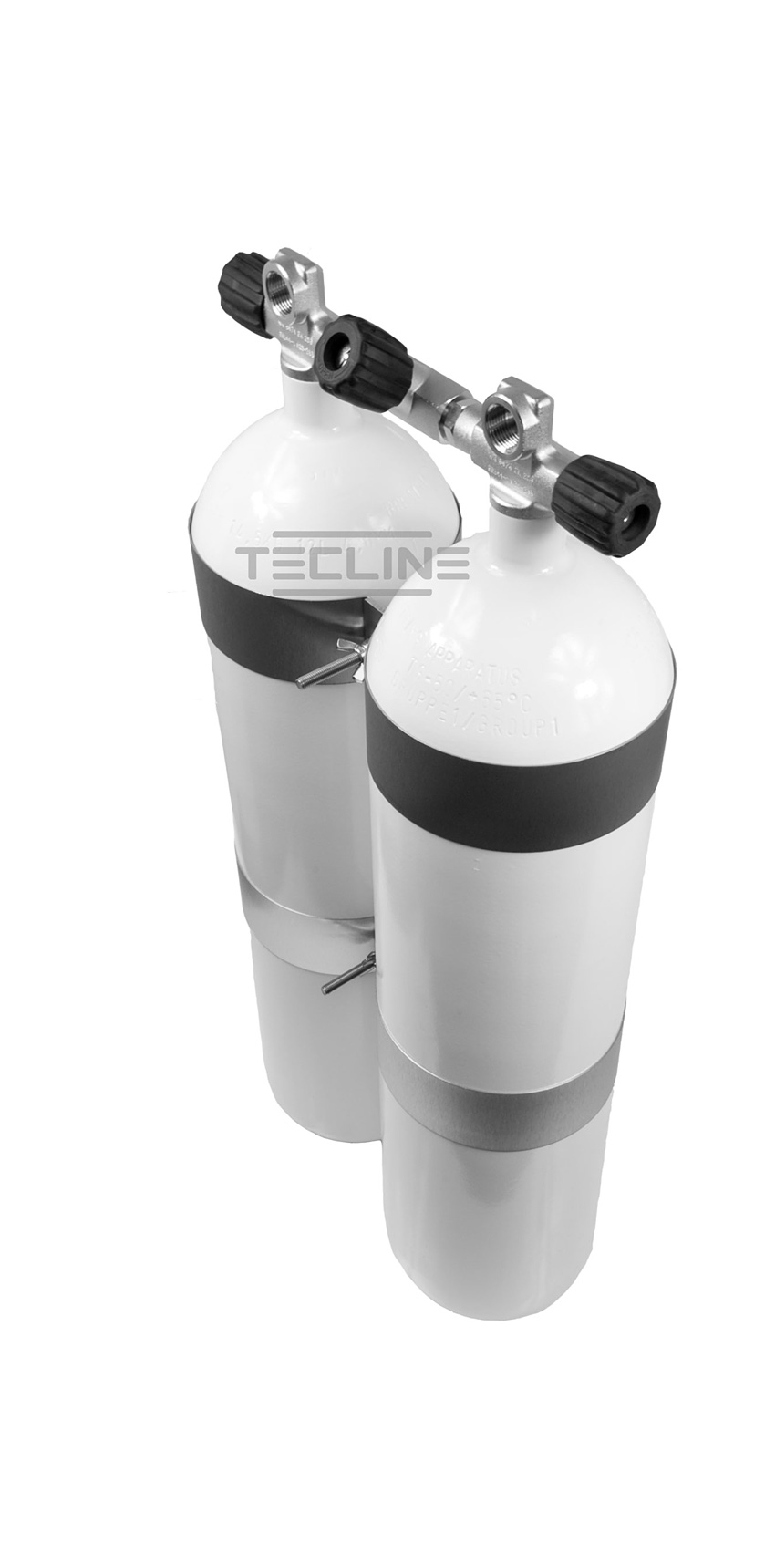 Double tank 2 x 8,5L, 140mm, 232 bar,flat bot, Eurocylinder, 60mm tank bands, manifold, rubber knobs